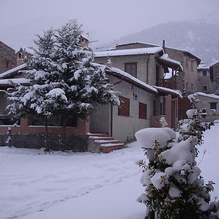 Vila Il Fienile Barete Exteriér fotografie